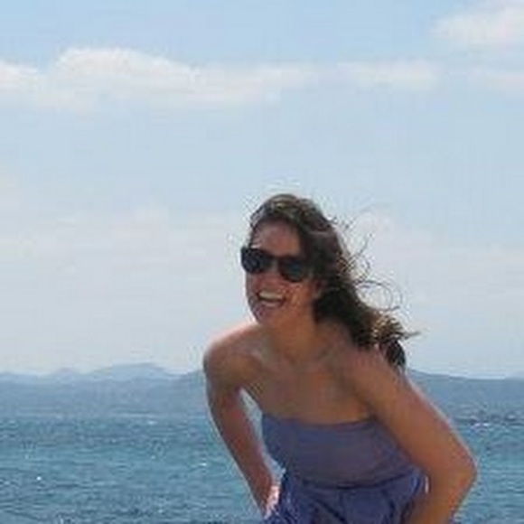 Meet your Posher, Nina - Picture 1 of 1